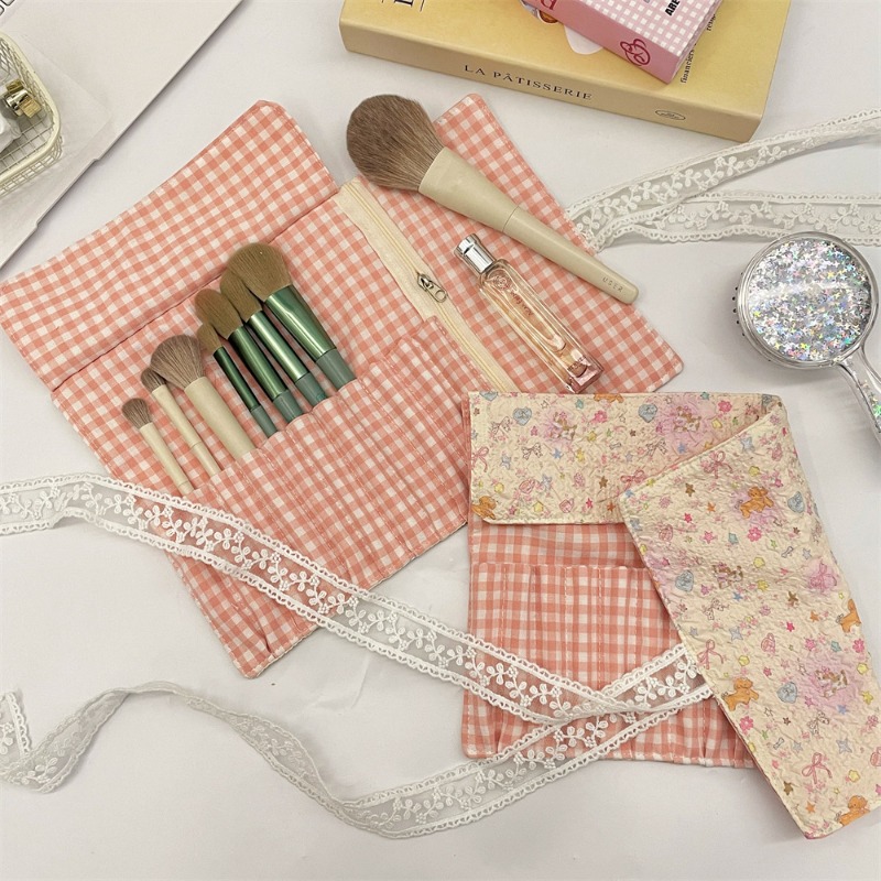 حقيبة أقلام رصاص كرتونية لطيفة - مراجعة Pen Pouch Roll وسعره